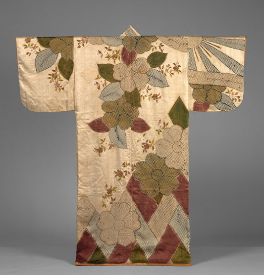 MUGG-119 — , Robe (Kosode) with Cherry Blossoms and Cypress Fence (second half of the 17th century)