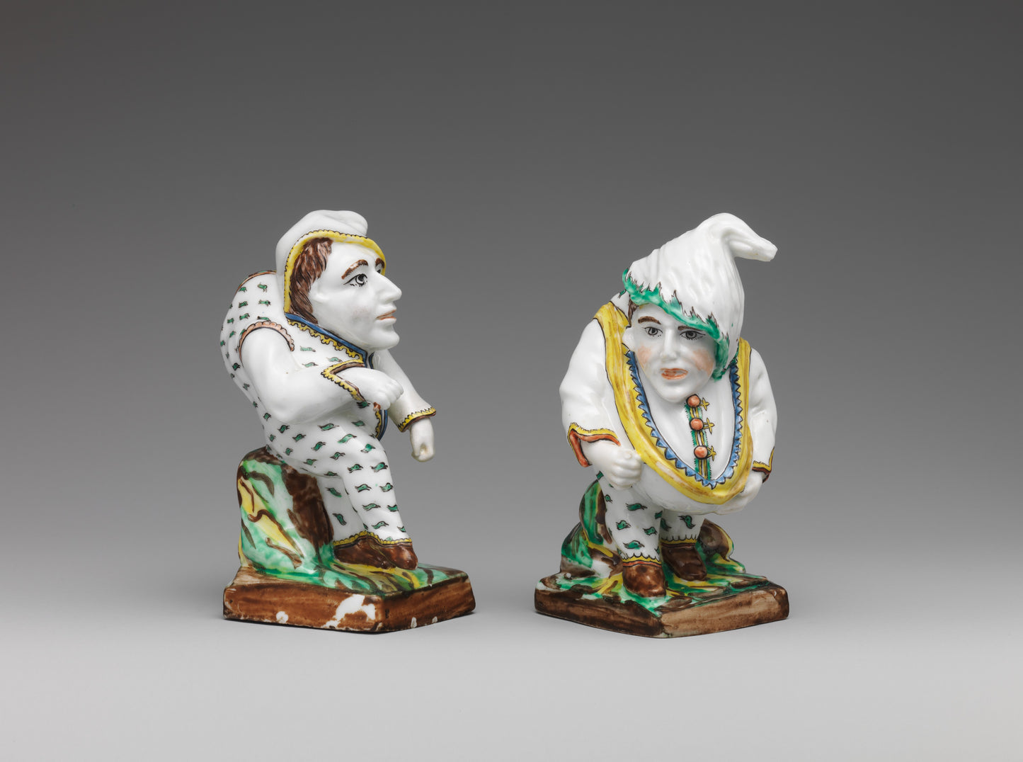 MUGG-115 — Villeroy, Dwarf (one of a pair) (ca. 1740–45)